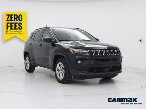 Black 2024 Jeep Compass Latitude