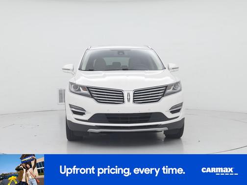 White 2017 Lincoln MKC Reserve