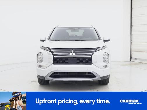 Gray 2025 Mitsubishi Outlander SE