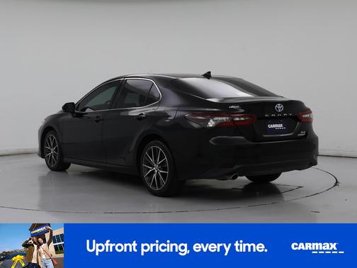 2022 Toyota Camry Hybrid XLE