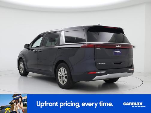 Gray 2024 Kia Carnival LX Seat Package