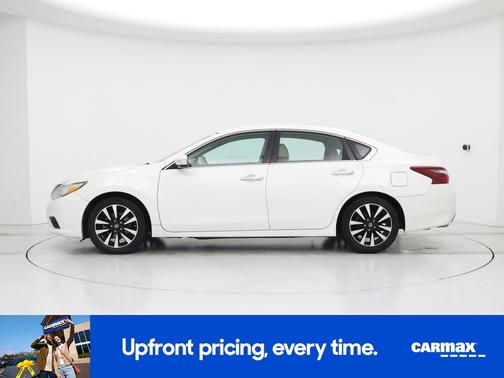 White 2018 Nissan Altima SL