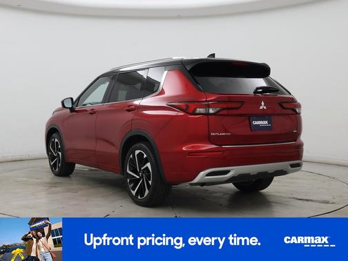 Red 2024 Mitsubishi Outlander SEL