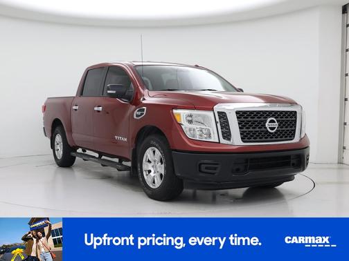 2017 Nissan Titan SV