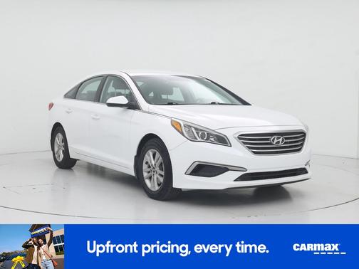 White 2016 Hyundai SONATA SE