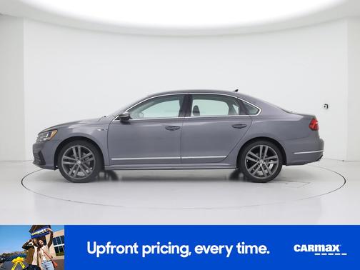 2017 Volkswagen Passat R-Line