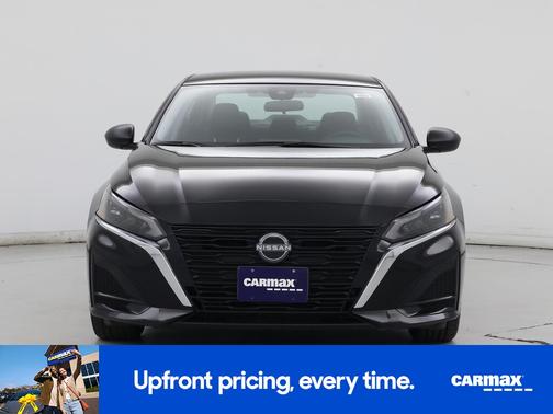 Black 2025 Nissan Altima SV