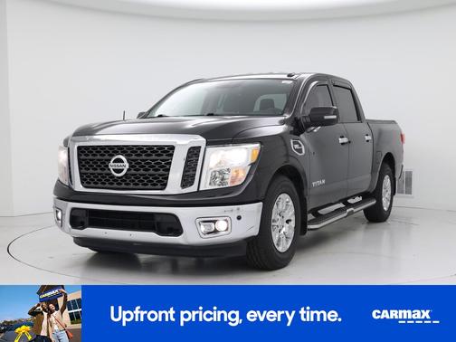 2017 Nissan Titan SV