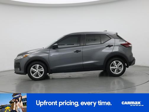 Gray 2021 Nissan Kicks S