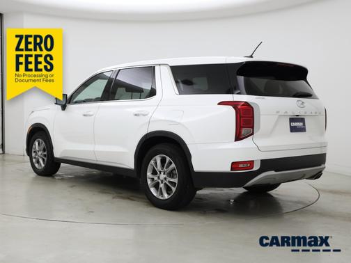 White 2022 Hyundai PALISADE SE