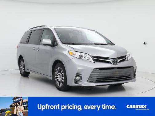 2018 Toyota Sienna XLE