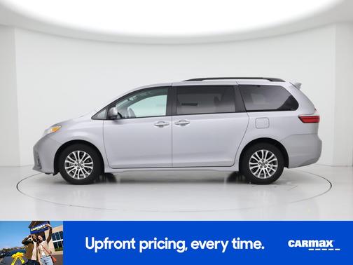 2018 Toyota Sienna XLE