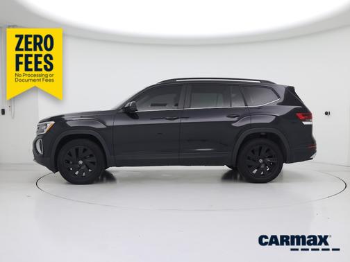 Black 2024 Volkswagen Atlas SE w/Tech