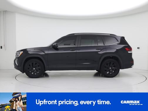 Black 2024 Volkswagen Atlas SE w/Tech