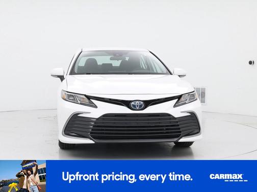 2022 Toyota Camry Hybrid LE