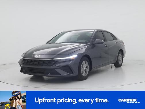 2024 Hyundai ELANTRA SE