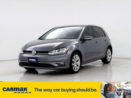 2019 Volkswagen Golf SE