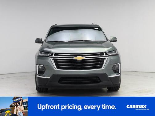 Green 2023 Chevrolet Traverse LT Cloth