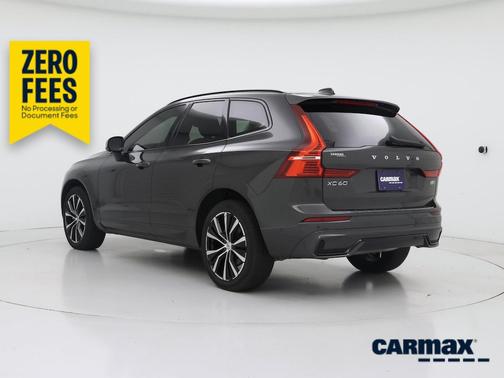 Gray 2024 Volvo XC60 B5 Plus Dark Theme