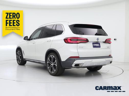 White 2023 BMW X5 sDrive40i