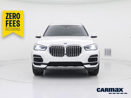 White 2023 BMW X5 sDrive40i
