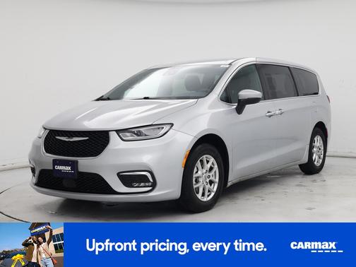 2023 Chrysler Pacifica Touring
