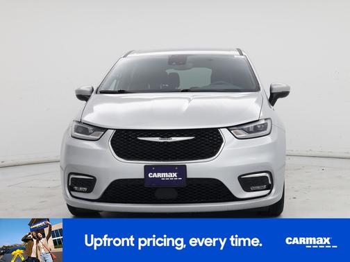 2023 Chrysler Pacifica Touring