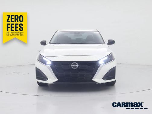 White 2024 Nissan Altima SV