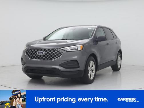 Gray 2023 Ford Edge SE