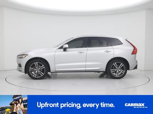 2021 Volvo XC60 T5 Momentum