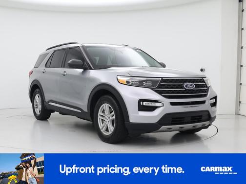 Silver 2024 Ford Explorer XLT