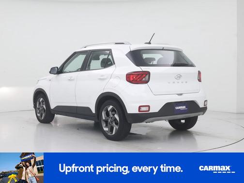 White 2025 Hyundai VENUE SE