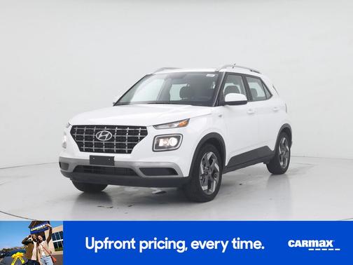 White 2025 Hyundai VENUE SE