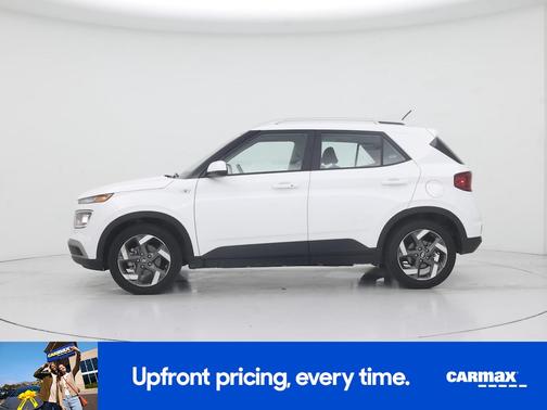 White 2025 Hyundai VENUE SE