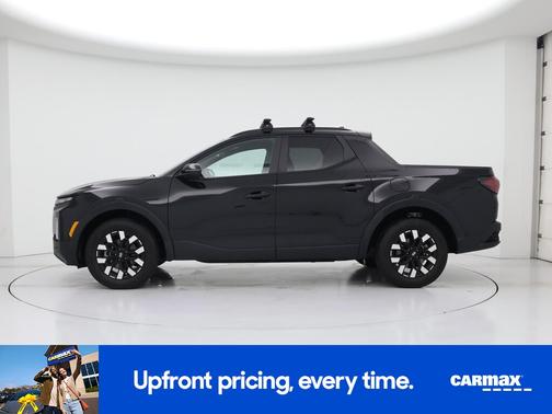 2025 Hyundai SANTA CRUZ SEL Activity