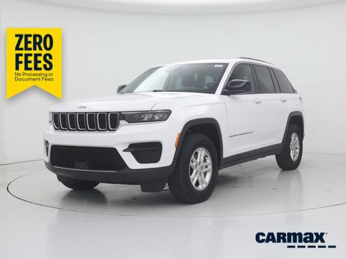 White 2022 Jeep Grand Cherokee Laredo