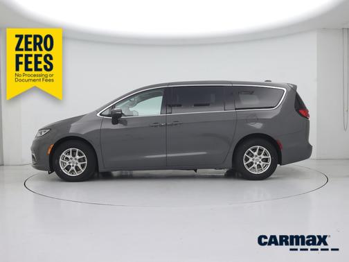Gray 2023 Chrysler Pacifica Touring L