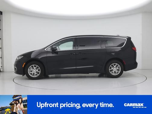 Black 2025 Chrysler Pacifica Select