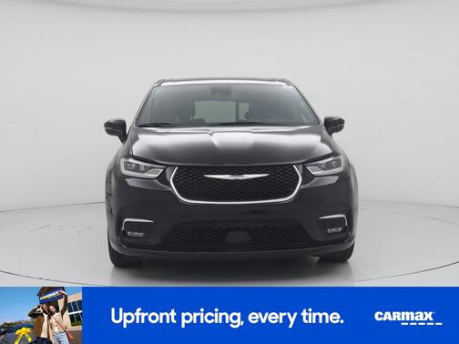Black 2025 Chrysler Pacifica Select