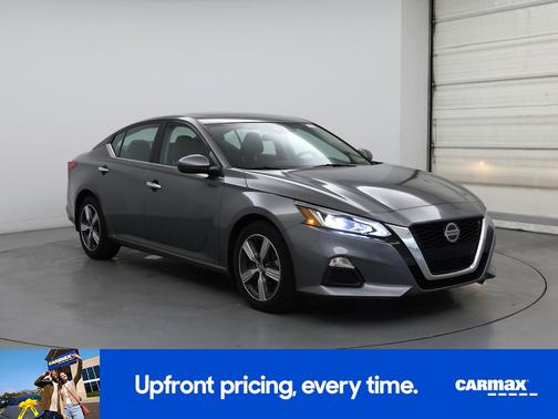 2022 Nissan Altima SV