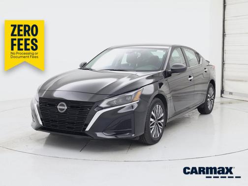 Black 2024 Nissan Altima SV
