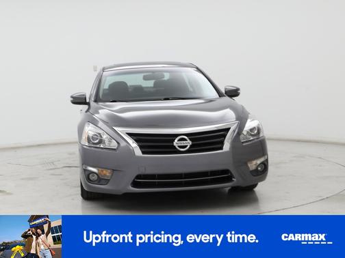 Gray 2015 Nissan Altima SL