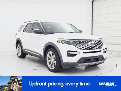 White 2020 Ford Explorer Platinum