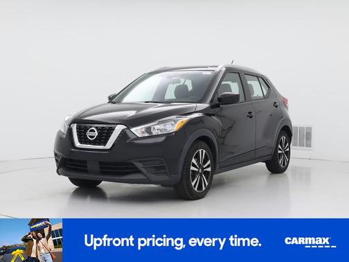 Black 2020 Nissan Kicks SV