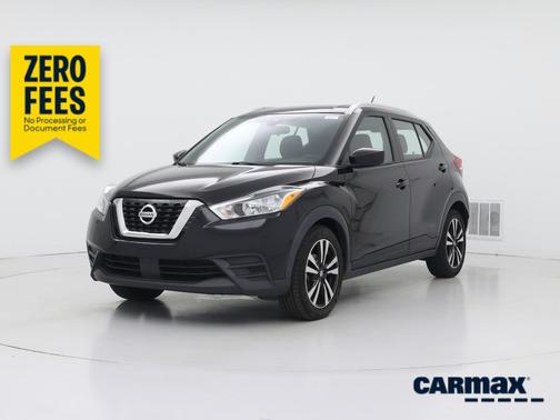 Black 2020 Nissan Kicks SV