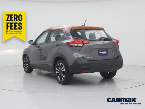 Gray 2020 Nissan Kicks SV