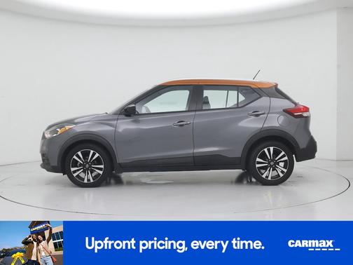 Gray 2020 Nissan Kicks SV