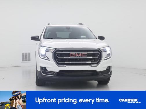 2022 GMC Terrain AT4