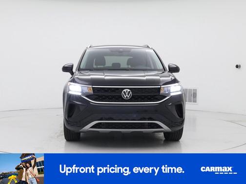 Black 2024 Volkswagen Taos SE