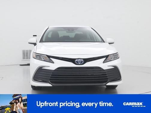 2022 Toyota Camry Hybrid LE